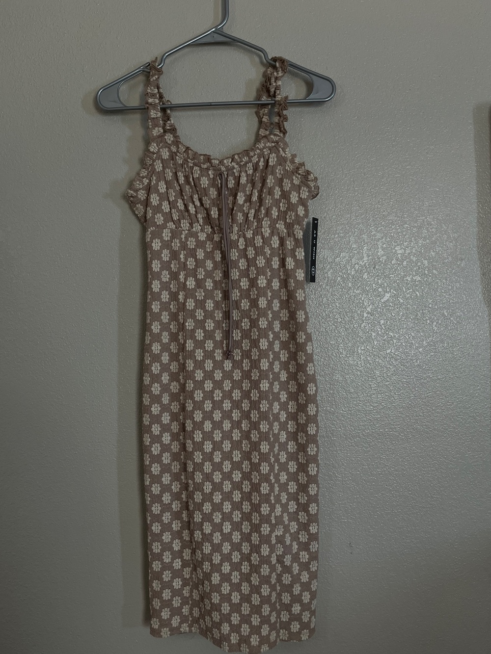 NWT Floral Smocked Midi Dress in Dusty Rose - Picture 4 of 8
